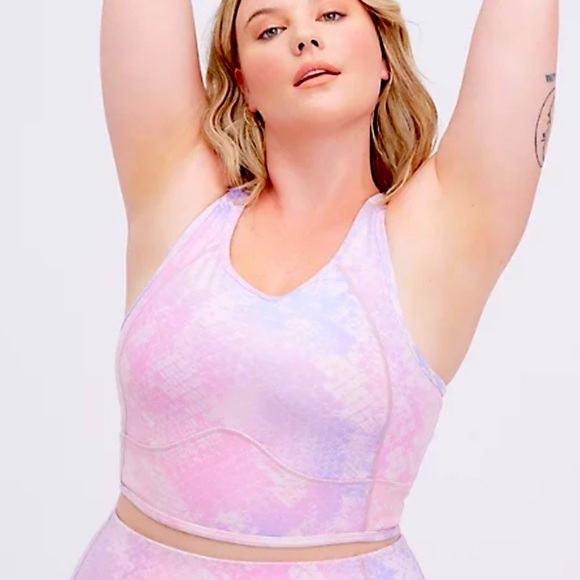 Torrid Performance Core Sports Bra, Sizes 0X, 1X - Picture 2 of 8